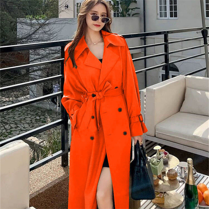 Women's Black Long Trench Coat with Belt, Double Breasted Lapel Collar and Midi Length for Fall and Winter