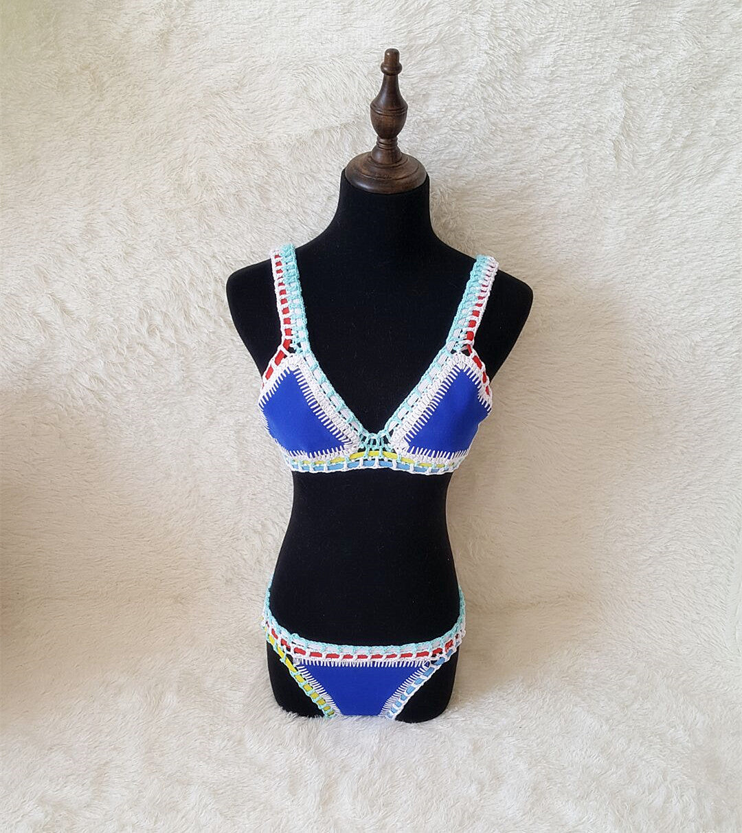 Set Bikini Giallo con Bordo all'Uncinetto | Top Triangolare Boho e Slip a Vita Bassa | Costume da Bagno Due Pezzi Intrecciato a Mano Multicolore da Donna