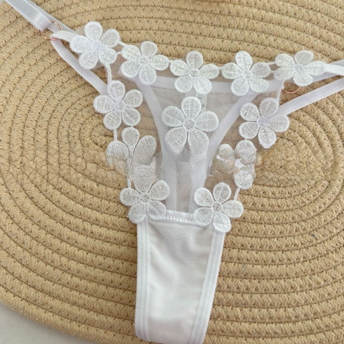 Perizoma da donna in rete con applicazioni floreali 3D rosse - Lingerie perizoma trasparente con cinturino regolabile e dettagli floreali