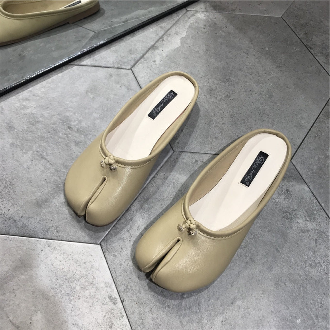 Black Leather Split Toe Tabi Ballet Flats | Japanese Inspired Bifurcated Flat Shoes for Women