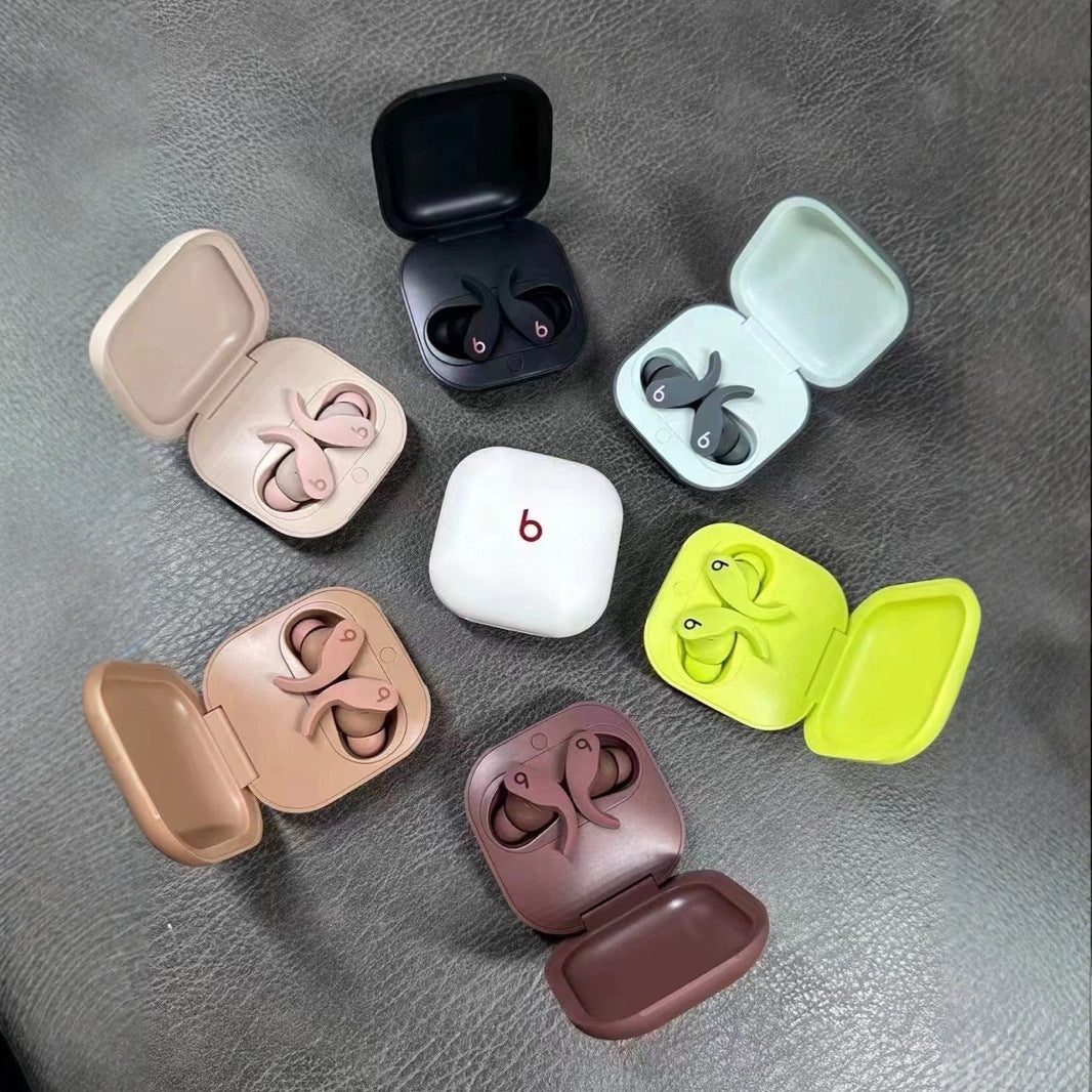 سماعات Beats Fit Pro و Beats x Kim