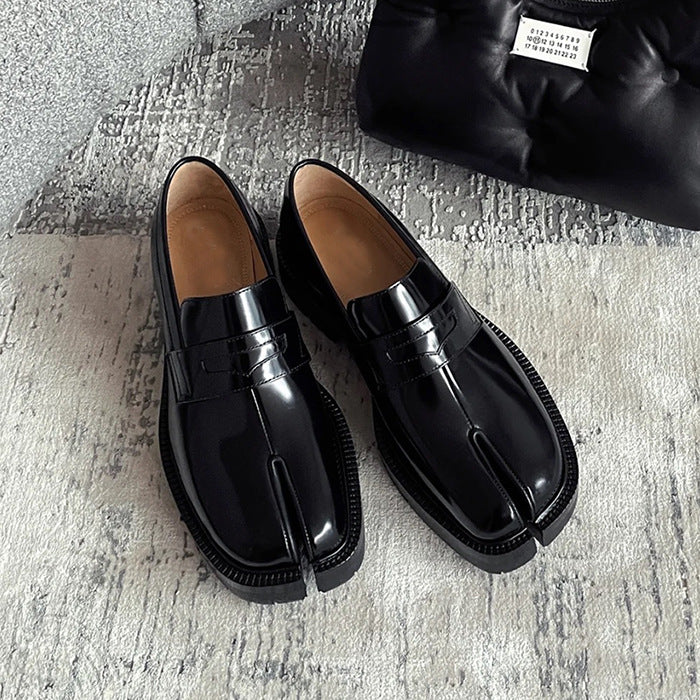 Women's Black Patent Leather Tabi Split Toe Loafers ? Avant-Garde Penny Loafer Flat Shoes