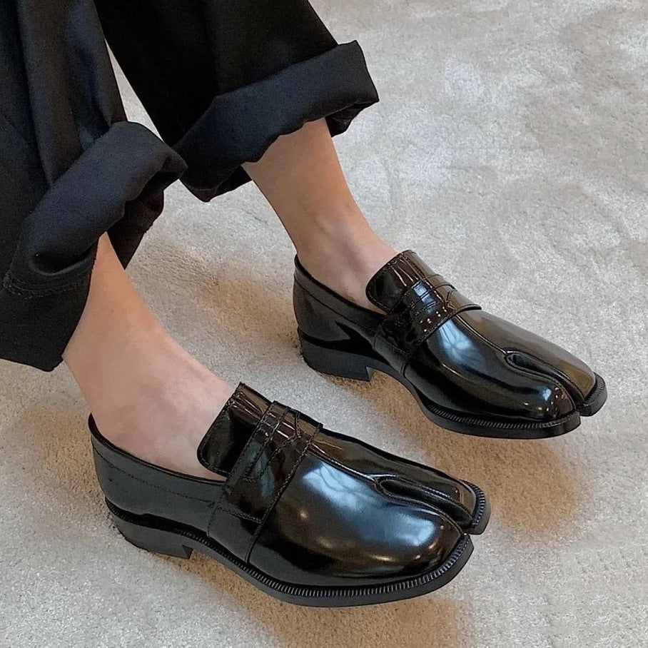 Women's Black Patent Leather Tabi Split Toe Loafers ? Avant-Garde Penny Loafer Flat Shoes