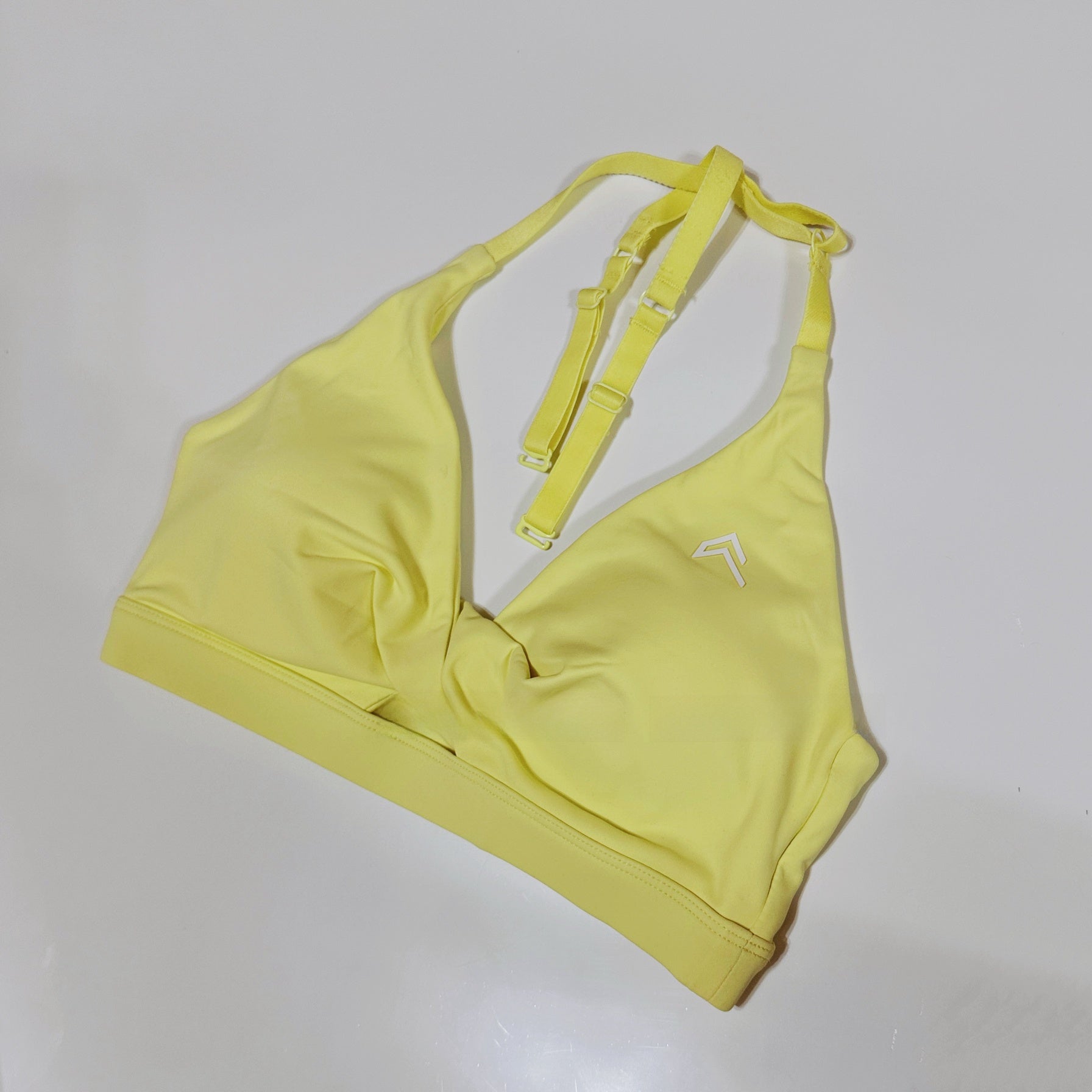 Women's Twist Front Cutout Sports Bra | V-Neck Crop Athletic Bralette | Wide Band Workout Bra