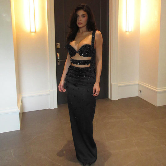Completo due pezzi da donna nero con perline e cristalli | Crop top reggiseno impreziosito e gonna midi | Abito da sera e da club