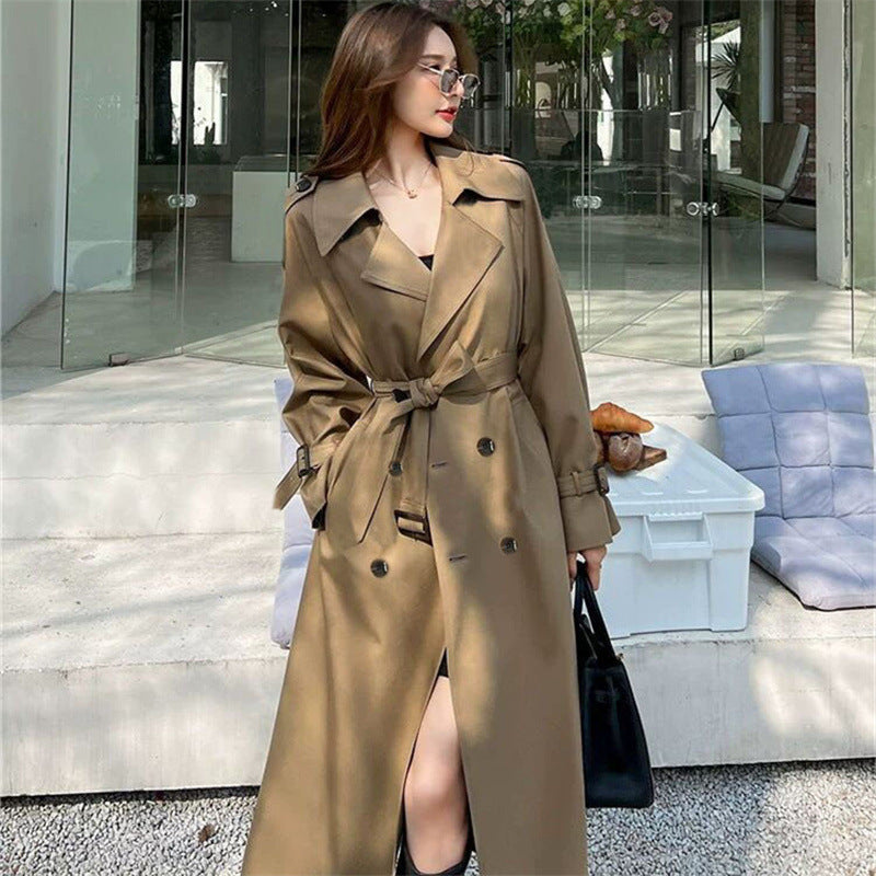 Women's Black Long Trench Coat with Belt, Double Breasted Lapel Collar and Midi Length for Fall and Winter
