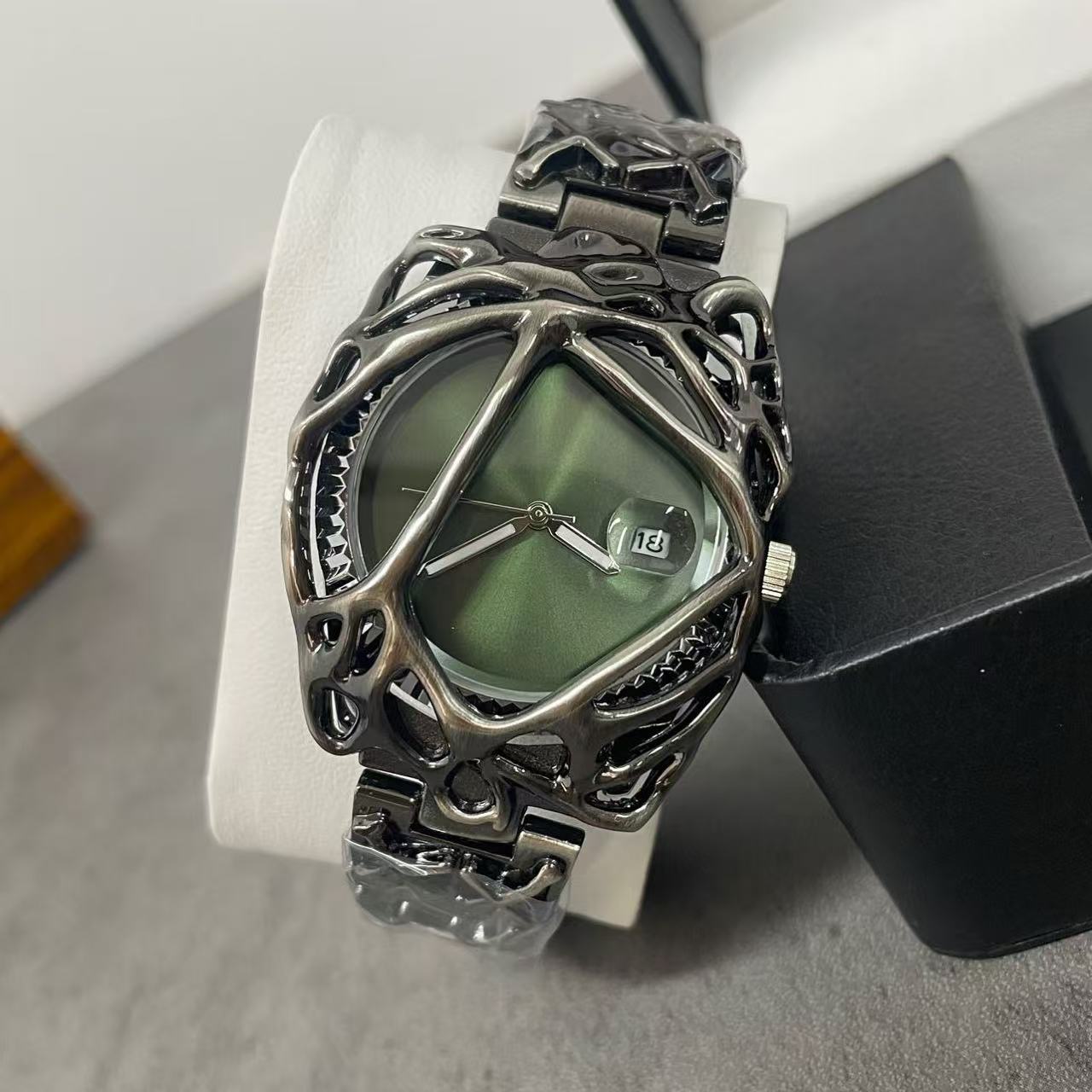 Avant-Garde Black Sculpted Web Watch for Men | Red Gradient Dial Dark Art Luxury Quartz Timepiece