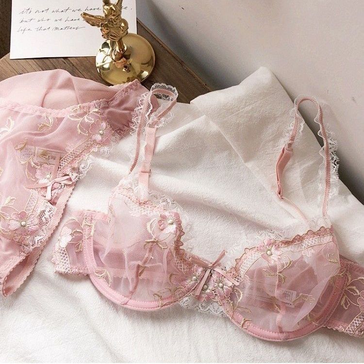 Women's Black Floral Embroidered Lace Bra and Panty Set Sexy See-Through Mesh Underwire Push Up Lingerie Set