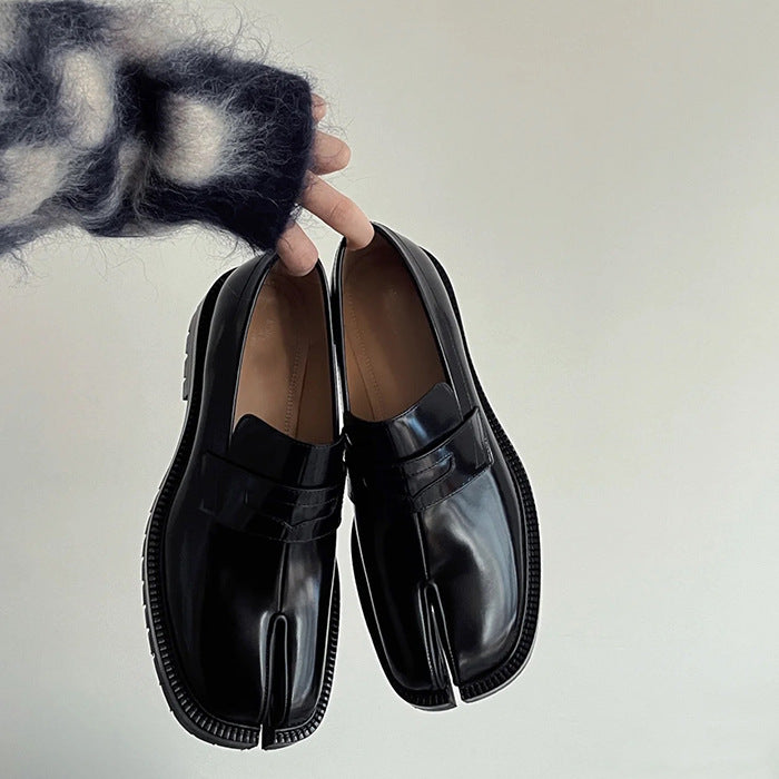 Women's Black Patent Leather Tabi Split Toe Loafers ? Avant-Garde Penny Loafer Flat Shoes