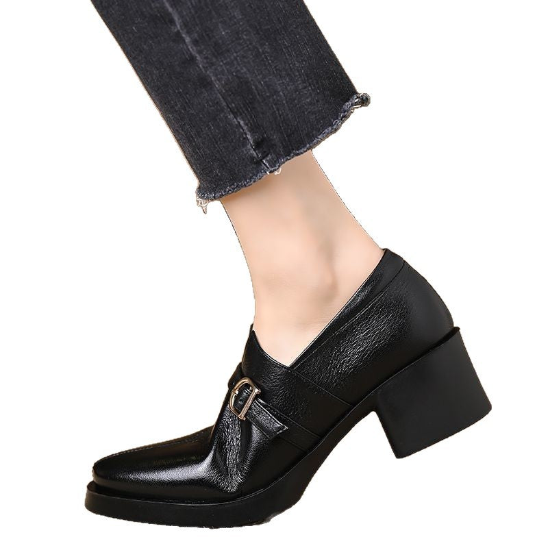 Schwarze Loafer mit Blockabsatz und spitzer Zehenpartie | Damen-Pumps aus Leder zum Hineinschlüpfen mit Schnallenriemen | Klassische Büroschuhe 