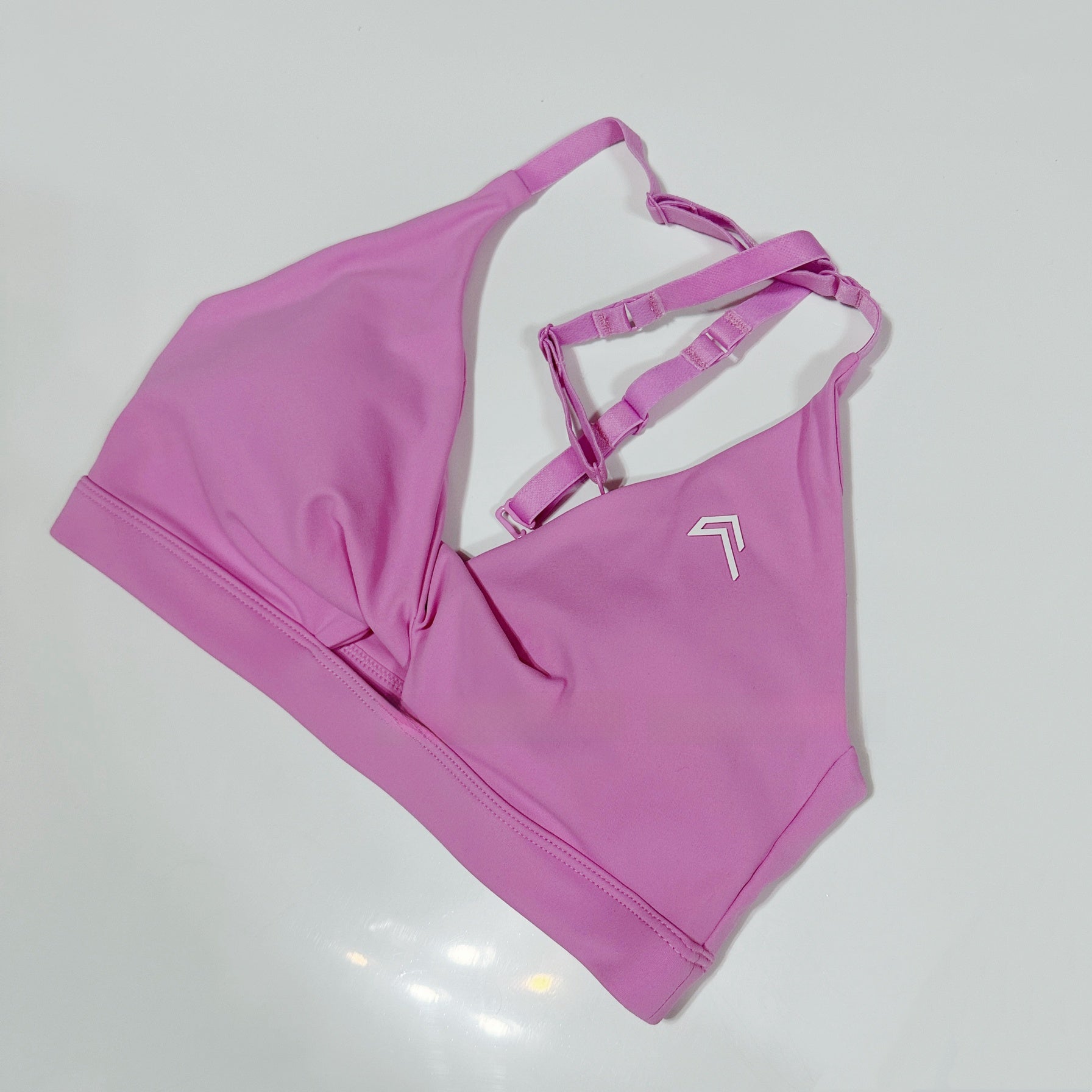 Women's Twist Front Cutout Sports Bra | V-Neck Crop Athletic Bralette | Wide Band Workout Bra