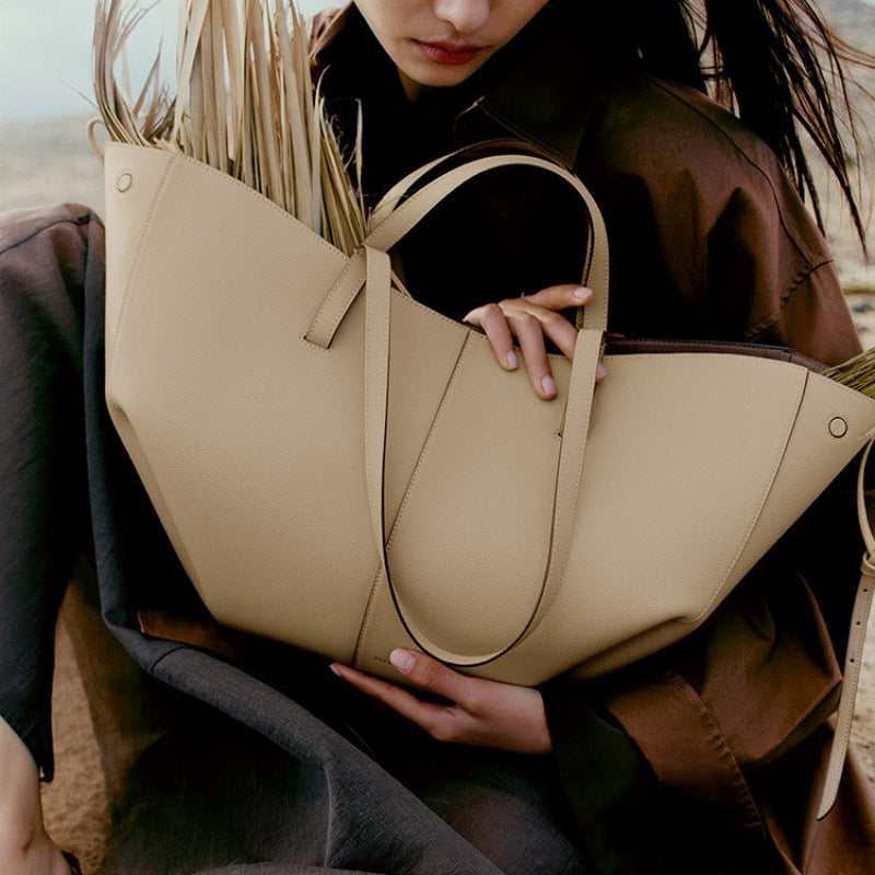 Polene Numero Un Maxi Bag in Marrone Cammello - Autentica Borsa Tote Francese in Pelle | Borsa a Spalla Curva Firmata con Lacci Regolabili