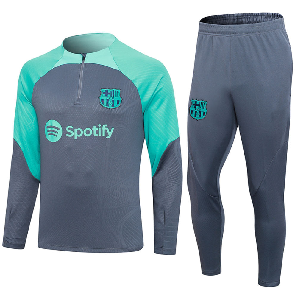 Tuta da Allenamento Real Madrid 2024 – Set Completo Adidas Nero & Oro | Emirates Fly Better