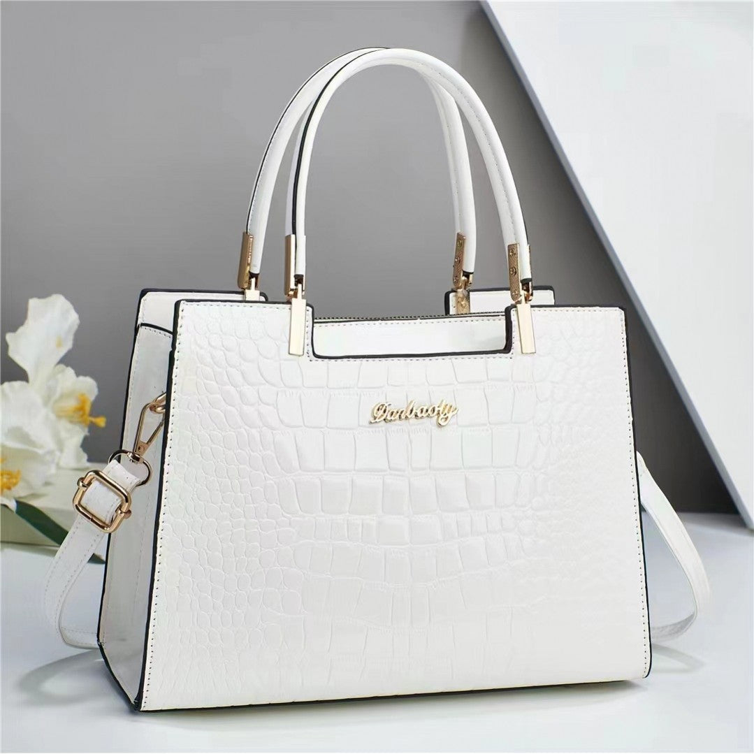 Weiße Handtasche mit Krokodilprägung – Strukturierte Tragetasche mit goldfarbenen Beschlägen | Elegante Schultertasche mit Krokodilmuster und zwei Tragegriffen 