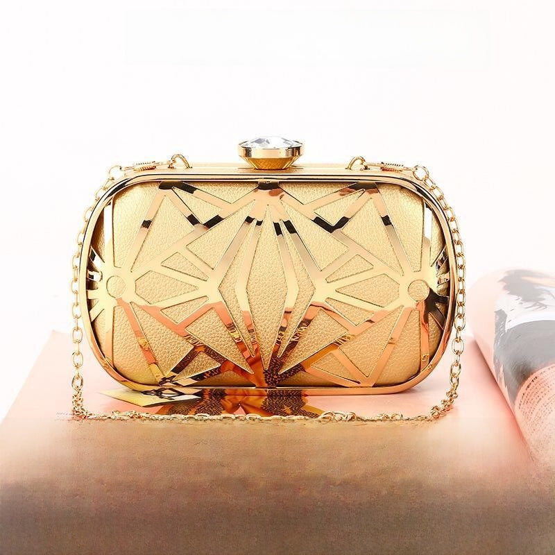 Gold Art Deco Evening Clutch with Crystal Clasp and Chain Strap - Geometric Metal Box Clutch Purse for Wedding, Prom, Cocktail Party - Luxury Vintage Style Formal Handbag