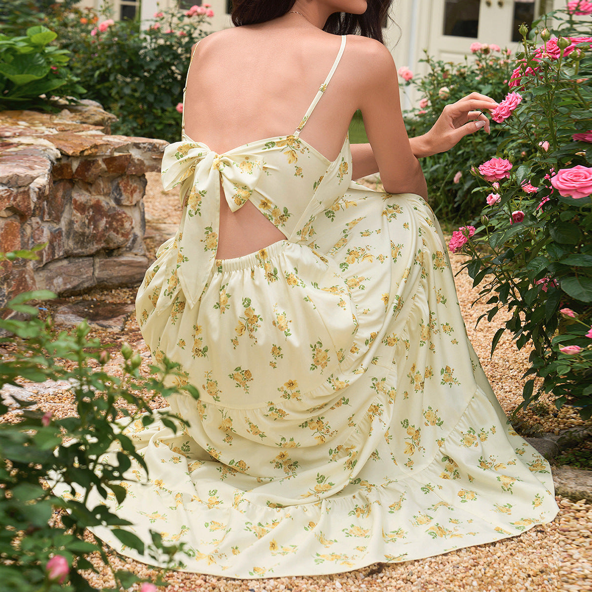 Abito lungo bianco da donna con fiocco sul retro | Vestito estivo a balze con scollo all'americana e schiena scoperta | Elegante abito da invitata per matrimonio estivo senza schienale
