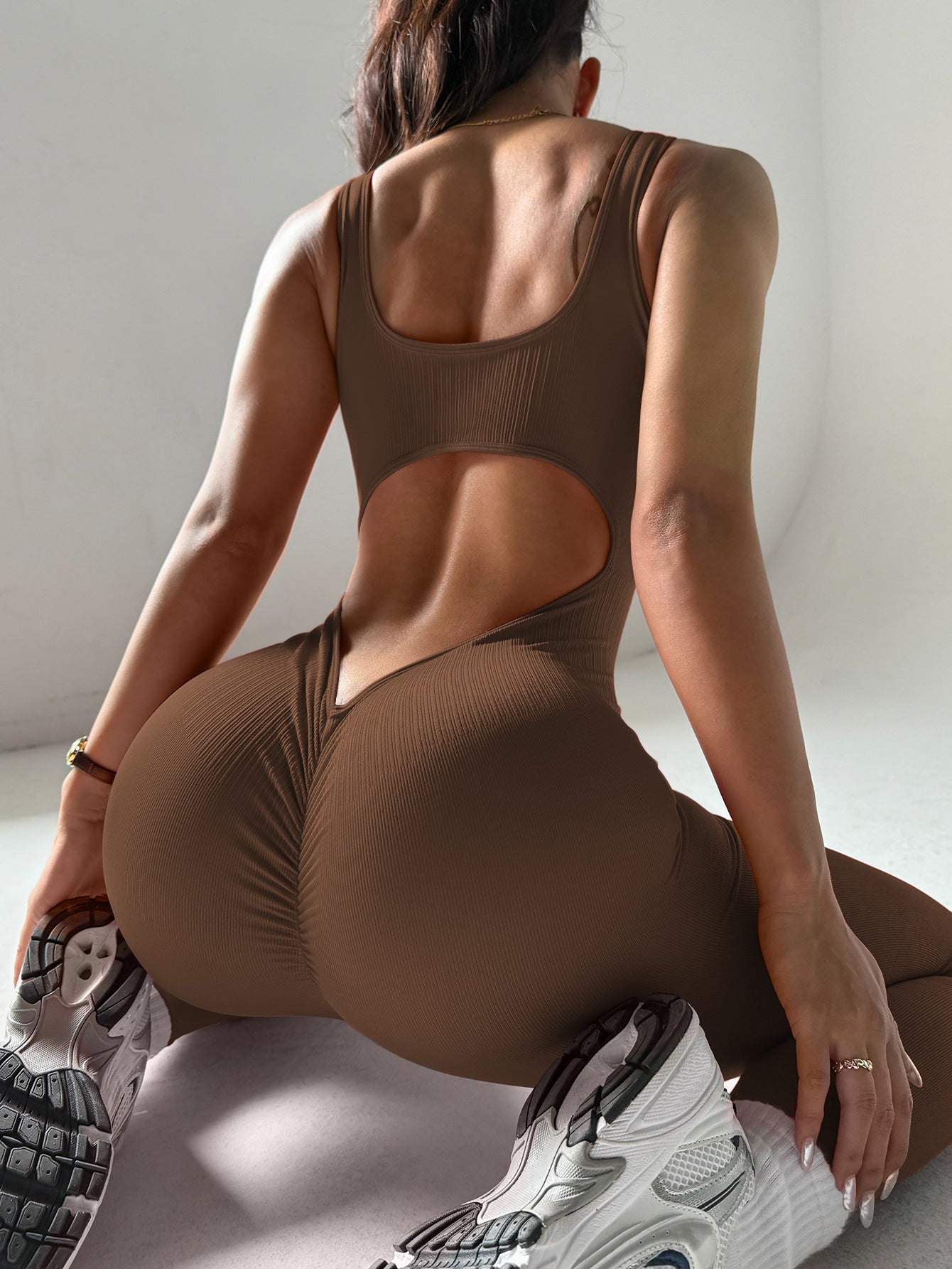 Tuta atletica nera senza cuciture | Unitard a collo a U senza maniche aderente | Tuta intera da donna per allenamento in palestra