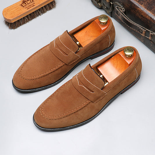 Dunkelbraune Penny-Loafer aus Wildleder für Herren | Klassische Slipper aus Zedernholz zum Hineinschlüpfen für einen eleganten Freizeitlook 