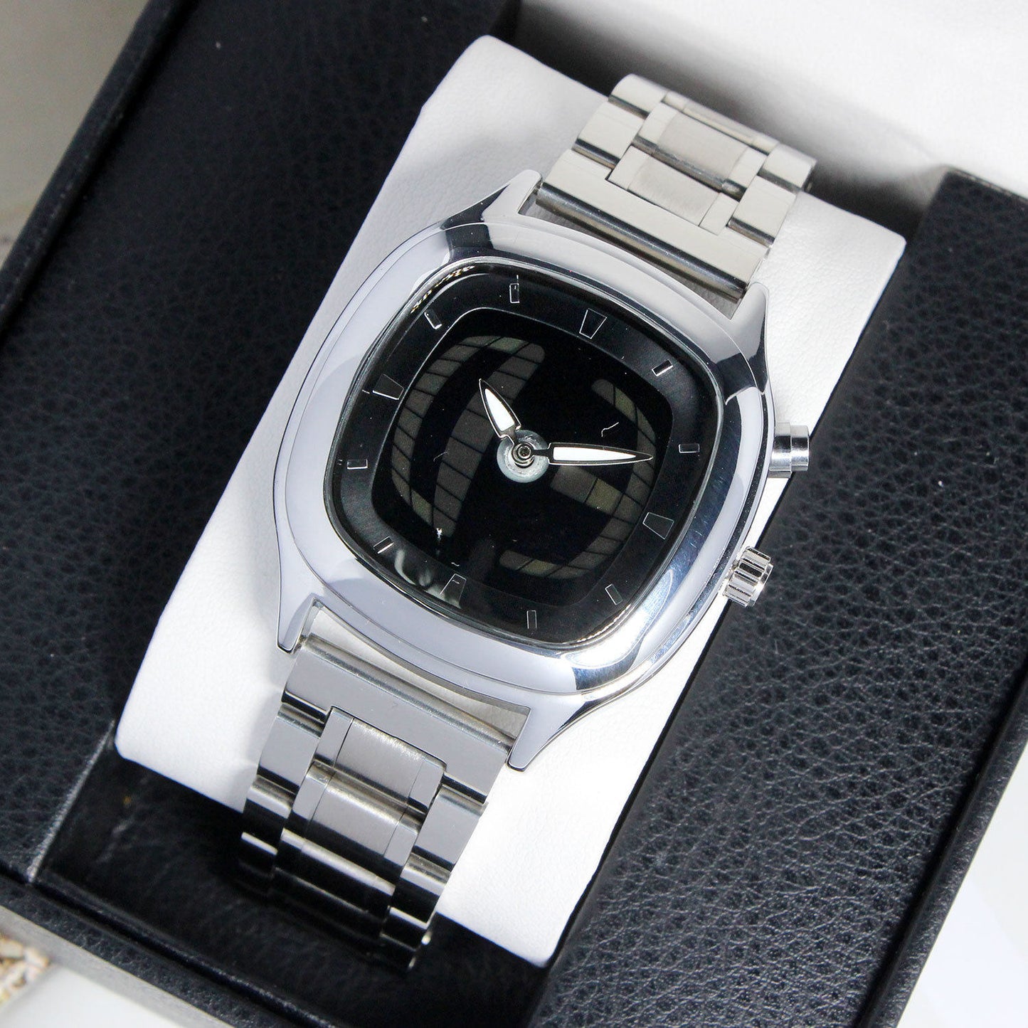 Men's Retro Cushion Square Watch | Red Grid Dial Domed Crystal Silver Stainless Steel Vintage Style Quartz Watch