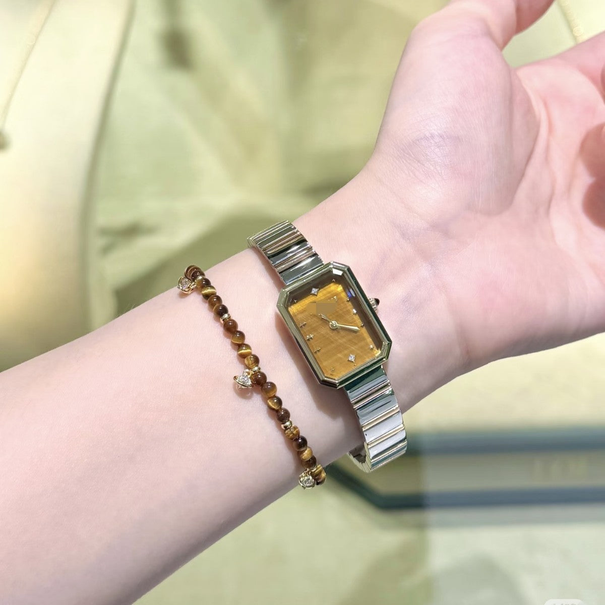 Lola Rose London Sugar Cube Women's Watch | Brown Amber Dial Gold Rectangle Steel Bracelet Luxury Timepiece