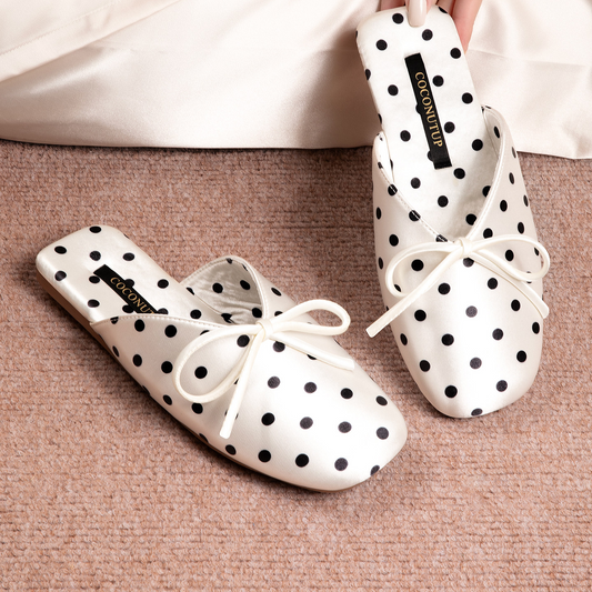 Ciabatte con Fiocco a Pois in Raso | Mule da Interno Effetto Seta di Lusso | Scarpe da Casa Eleganti da Donna ? COCONUTUP