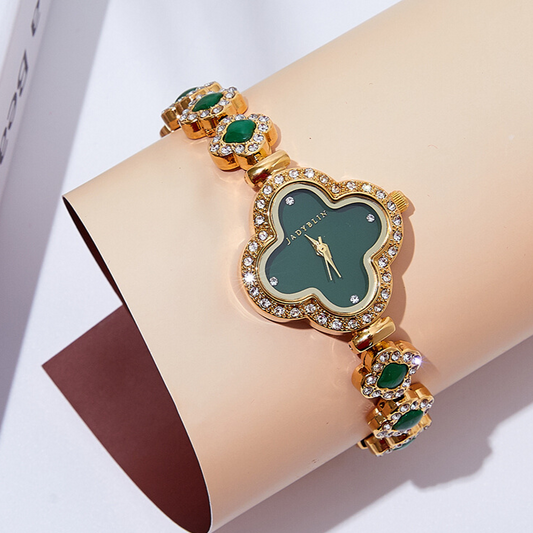 Dong Seo Damenuhr aus Naturjade | Cremefarbenes Jade-Goldarmband, Perlmutt-Zifferblatt | Japanische Luxusuhr mit Edelsteinen 