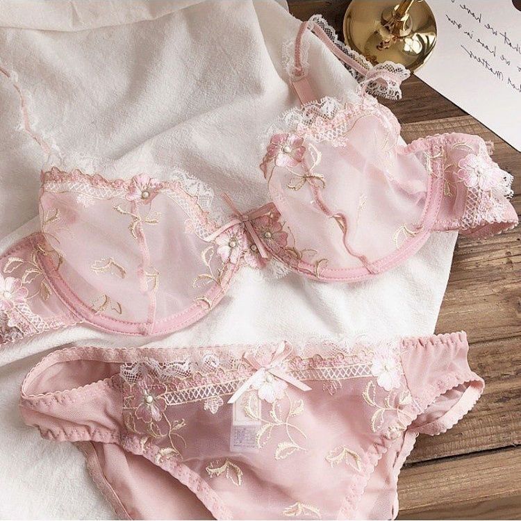 Women's Black Floral Embroidered Lace Bra and Panty Set Sexy See-Through Mesh Underwire Push Up Lingerie Set